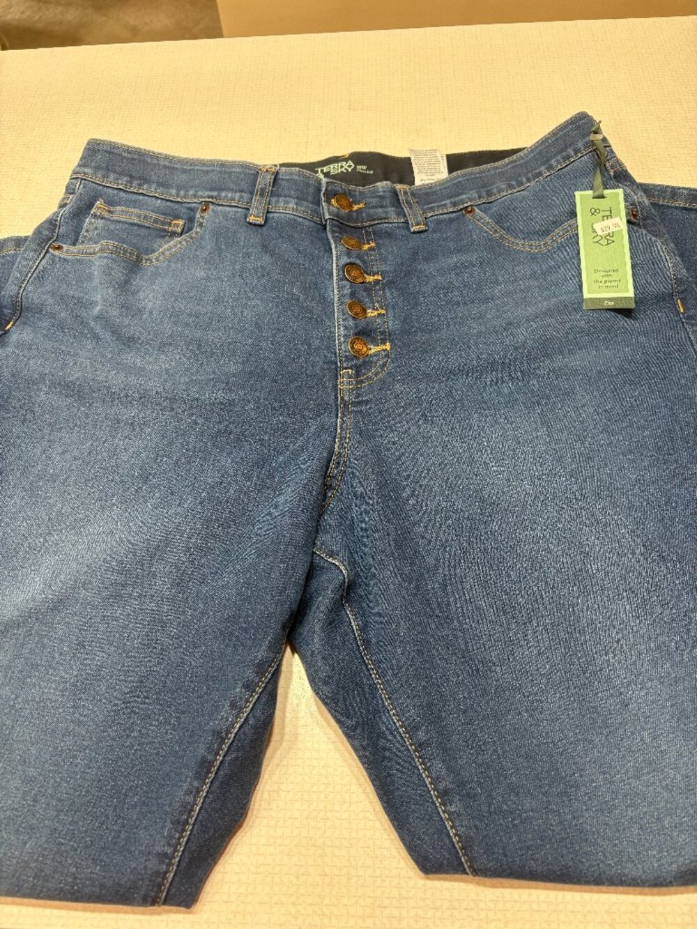 NWT Terra & Sky 18W Flare Leg Jeans